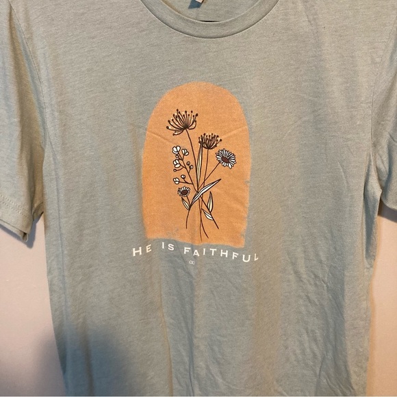 He Is Faithful Graphic Tee Size Large - Picture 2 of 4